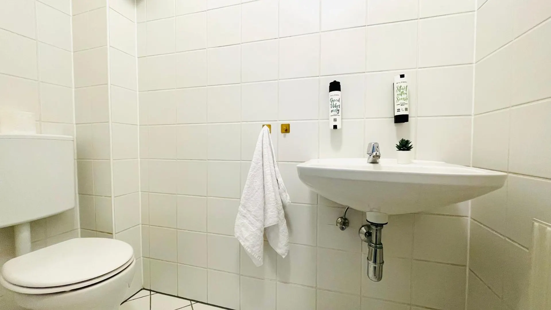 Apartmanhotel Apstay City Center Deluxe ǀ Free Parking ǀ Self Check-In Graz