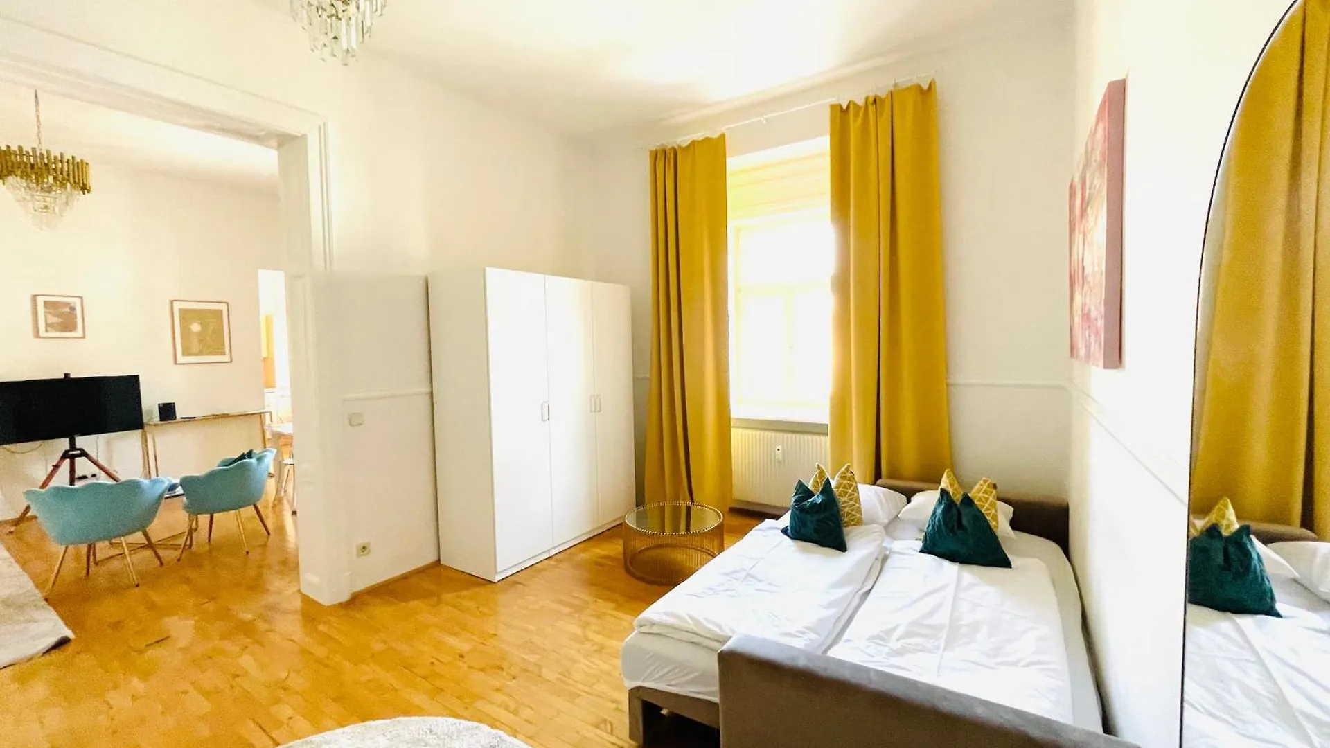 Aparthotel Apstay City Center Deluxe ǀ Free Parking ǀ Self Check-In Graz